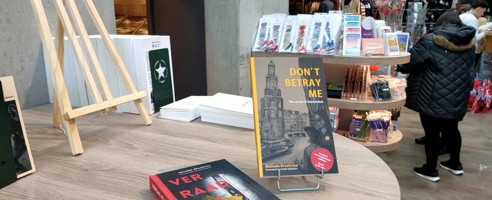 Boek in museum Overlord